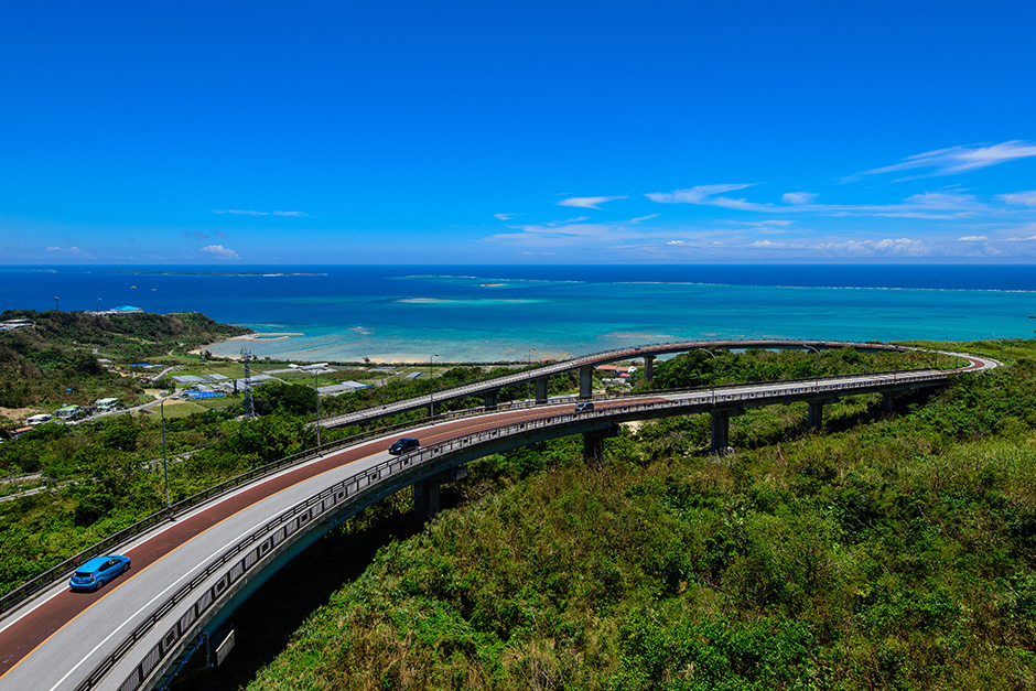 ニライ橋とカナイ橋