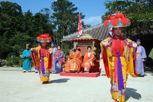 道じゅねー 沖縄の伝統芸能が一同に介する