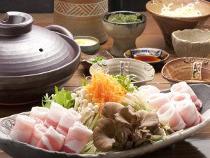 Enjoy shabushabu with Beniagu pork, Okinawa-brand pork!
