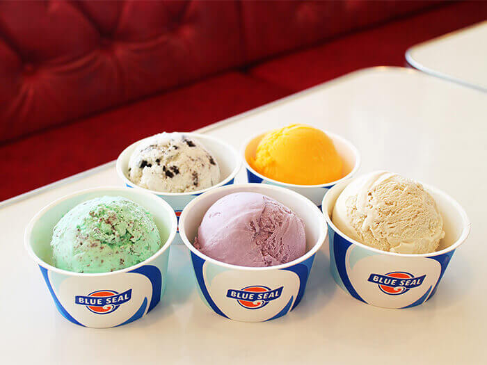  從美式口味到沖繩風味，有三十多種冰淇淋可享用喔！