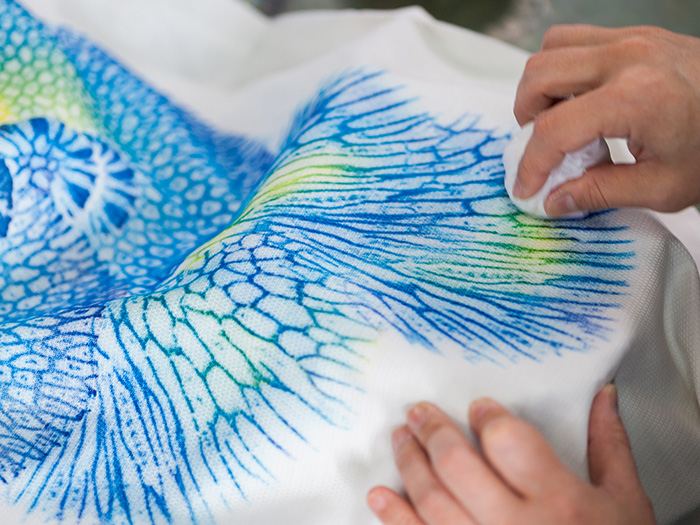 ”Experience coral reef dyeing” production experience available. 