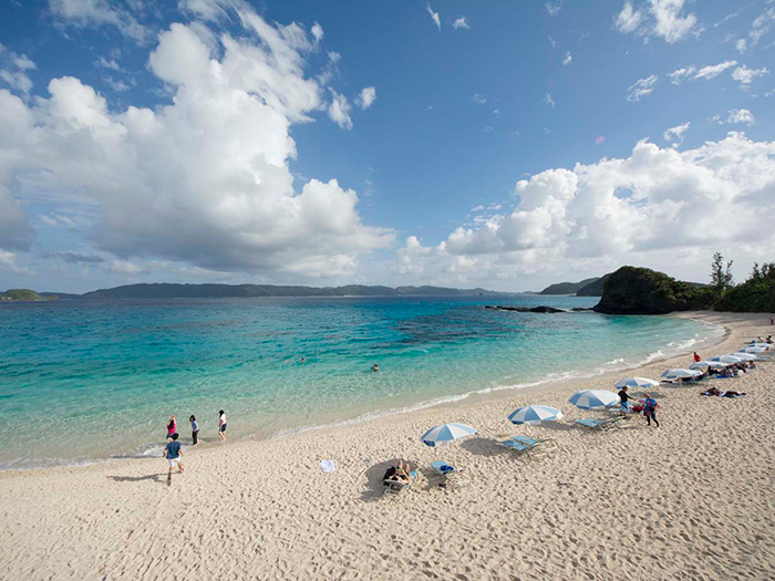 Furuzamami Beach