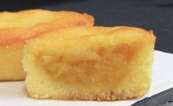 Ryukyu pineapple cake uses the 100% local pineapple and it’s texture of moist dough is popular. Original additive-free sweets of own special facility 