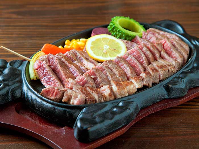 Gotta come to our restaurant if you feel like steak for dinner! We are very pround of our meat quality and quantity!