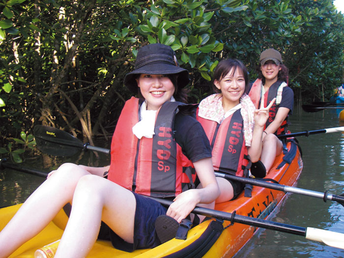Go together on a three-passenger kayak