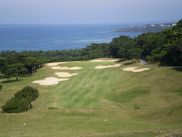 Hole no.4/Straight downhill middle hole
