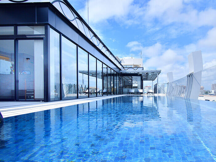 Take in the beautiful view of Naha from the glass-wall pool or the adjacent bar.