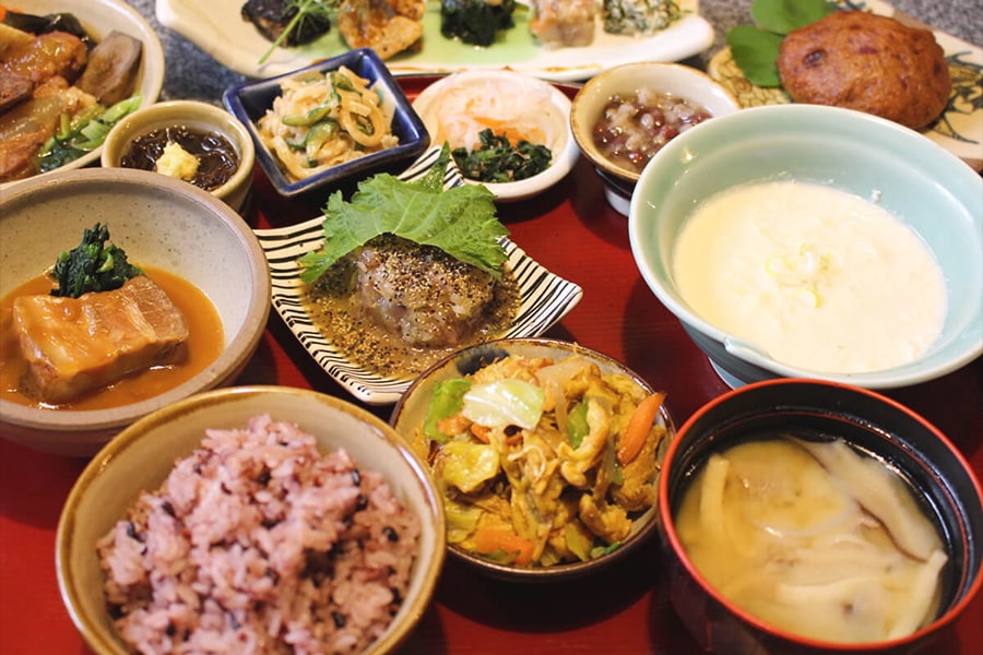 Okinawa Cuisine Shuri Iroha-tei