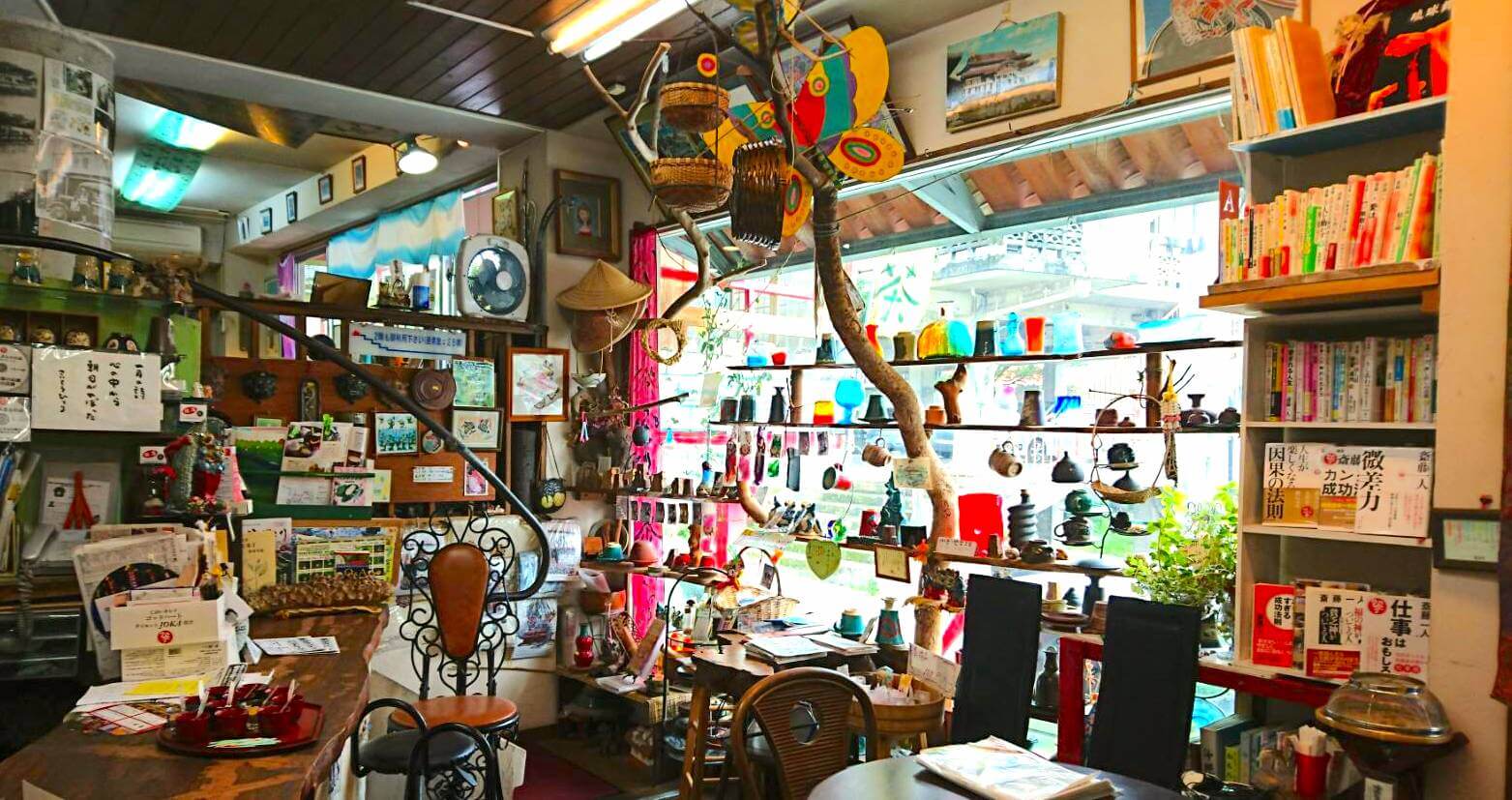 Buku Buku tea specialty shop Old Capital Shuri Kari