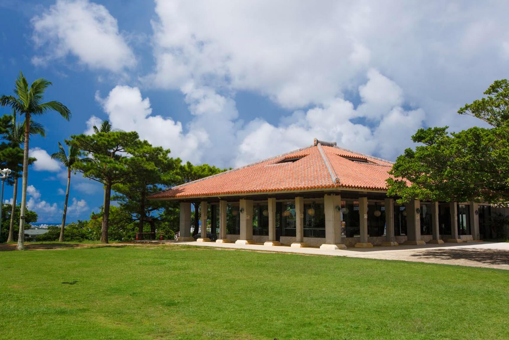 首里杜館