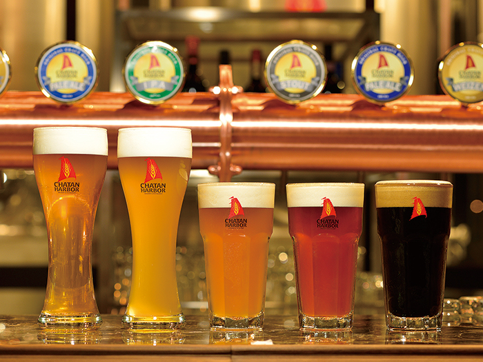 「チャタンビール」5種 左から「ラガー」「ヴァイツェン」「インディアペールエール」「ペールエール」「スタウト」。スタウトは