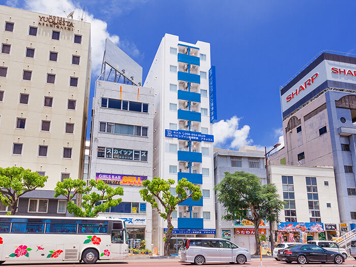Living Inn Asahibashi Ekimae Annex is conveniently located along the Route 58.
