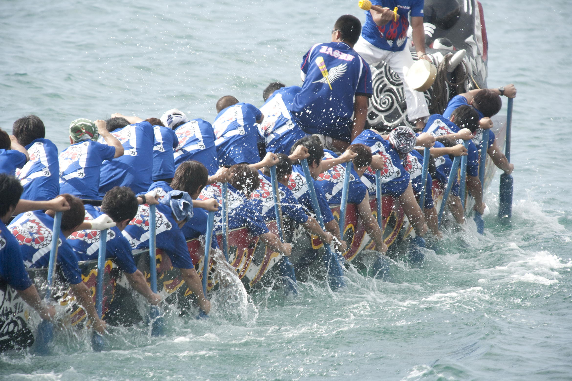 大迫力！ハーリーで夏の訪れを感じよう