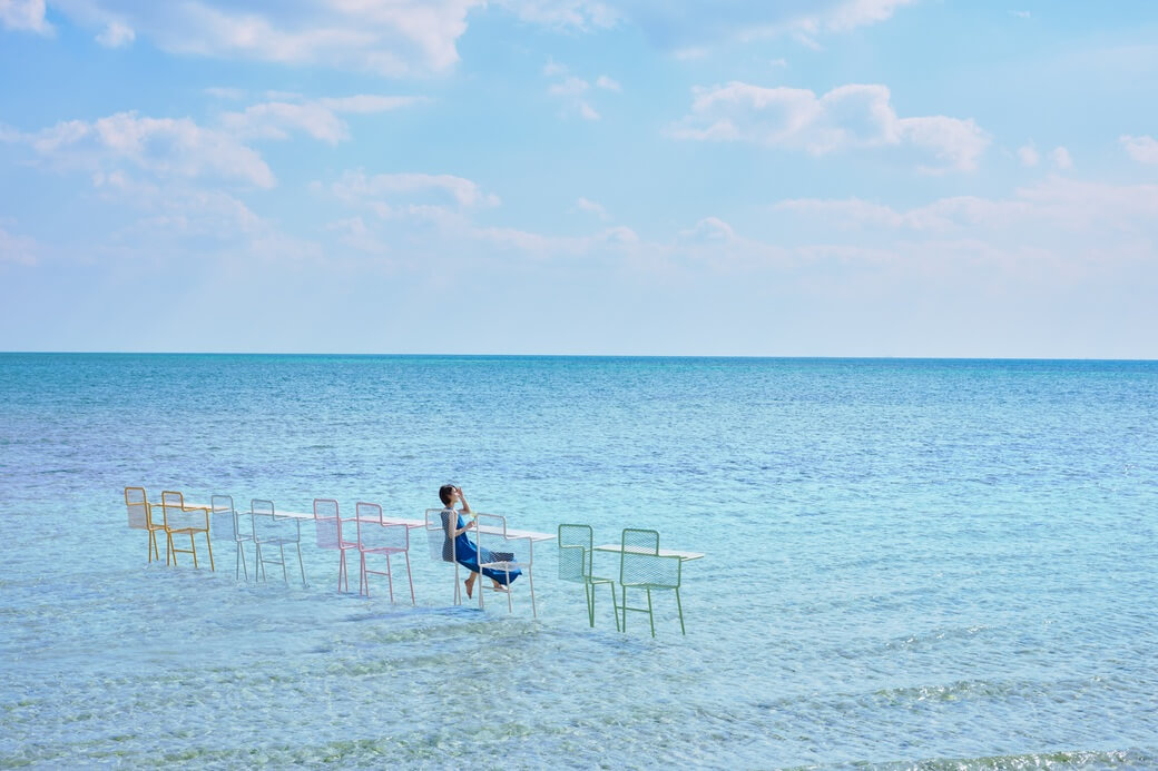 リゾナーレ小浜島_絶景海上ビアガーデン
