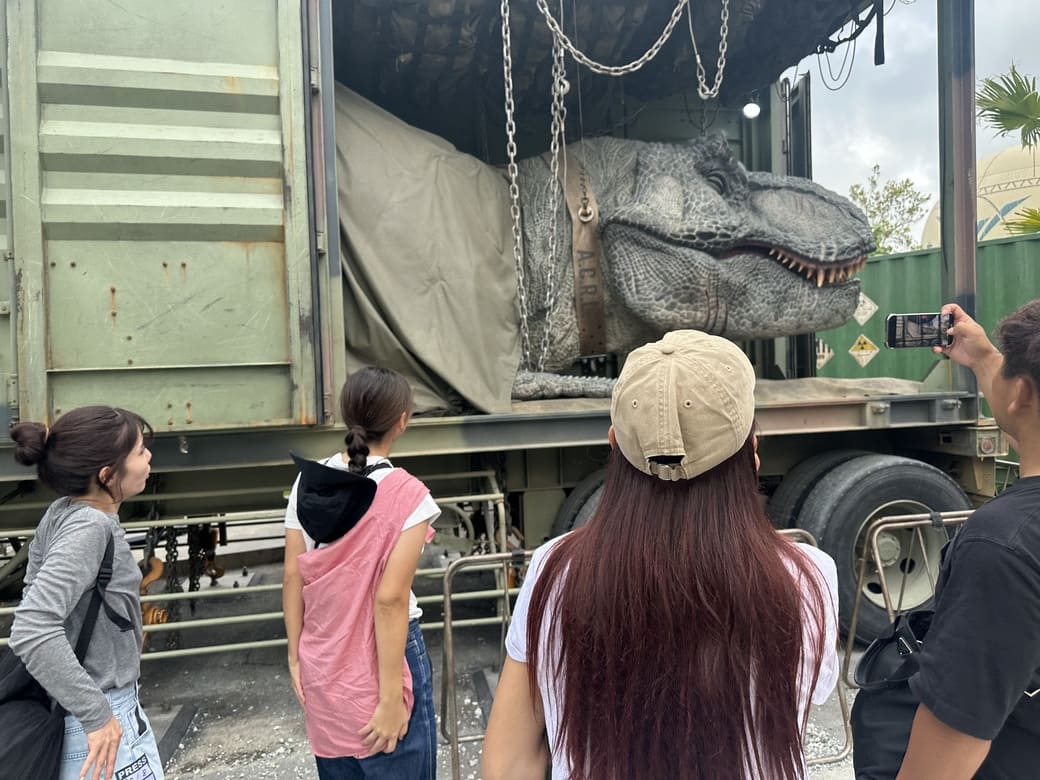 ジャングリア沖縄_ダイナソーサファリ_記念写真