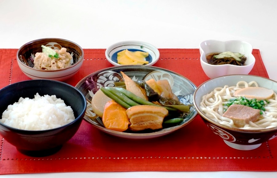 みの家 天久りうぼう楽市店